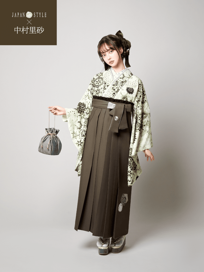 *着用している帯、小物はコーディネートの一例で、フルセット商品と異なる場合があります。 *在庫状況はお問い合わせください。 | 袴商品一覧 - 晴れ着てらす